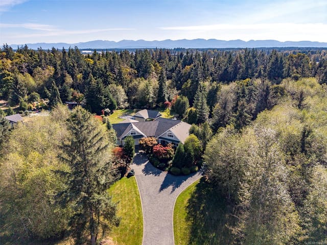 House for sale in Comox, 1063 Kincora Ln, 1050769 | Realtylink.org