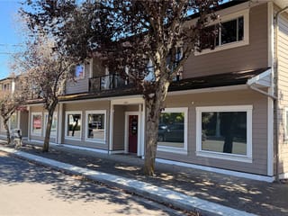 Commercial property for sale in Qualicum Beach, 692 Beach Rd, 1050932 | Realtylink.org