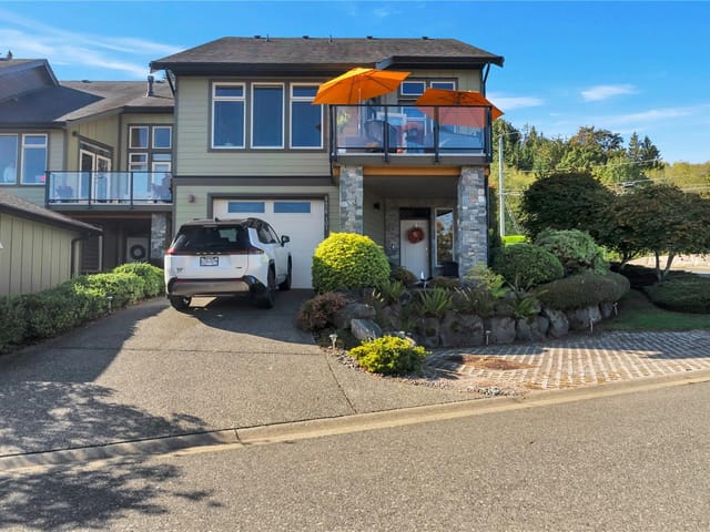 Townhouse for sale in Nanaimo, 101 5426 Jacobs Ln, 1050942 | Realtylink.org