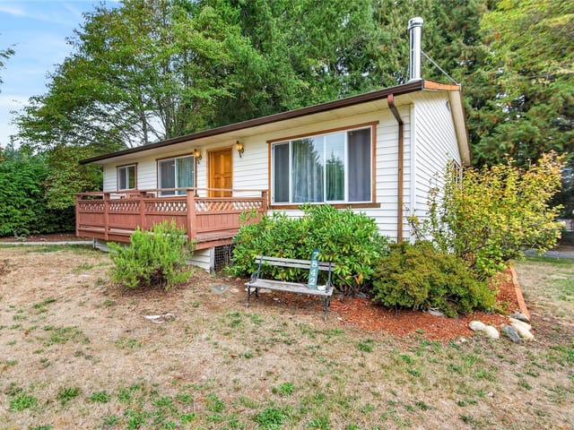 House for sale in Fanny Bay, 7842 Tozer Rd, 1051050 | Realtylink.org