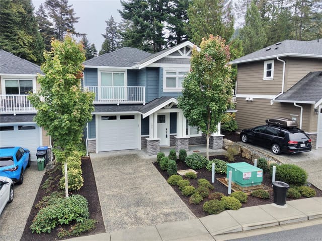 Townhouse for sale in Nanaimo, 105 5160 Hammond Bay Rd, 1051134 | Realtylink.org