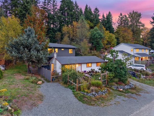 House for sale in Cumberland, 2522 Dunsmuir Ave, 1051175 | Realtylink.org