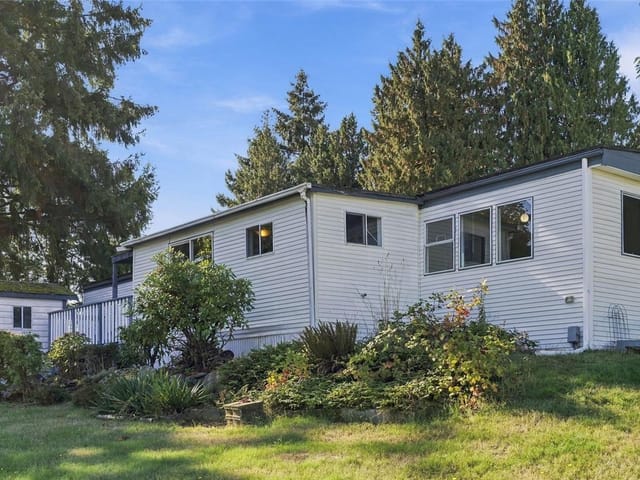 Manufactured Home for sale in Nanaimo, 25 1000 Chase River Rd, 1051208 | Realtylink.org