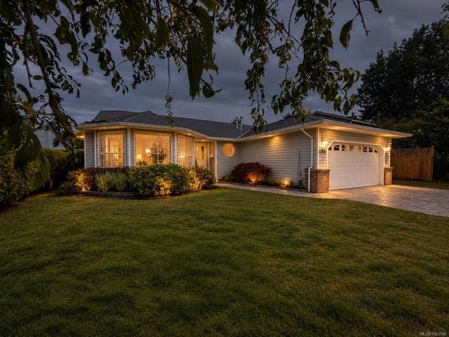 House for sale in Campbell River, 688 Albatross Cres, 1051568 | Realtylink.org