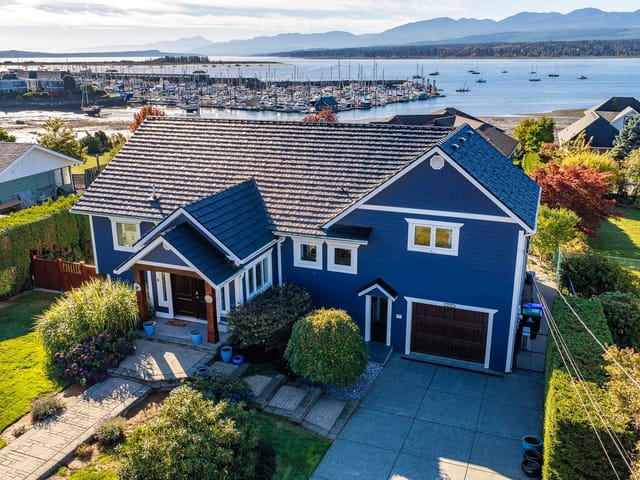 House for sale in Comox, 1935 Taylor Ave, 1051635 | Realtylink.org