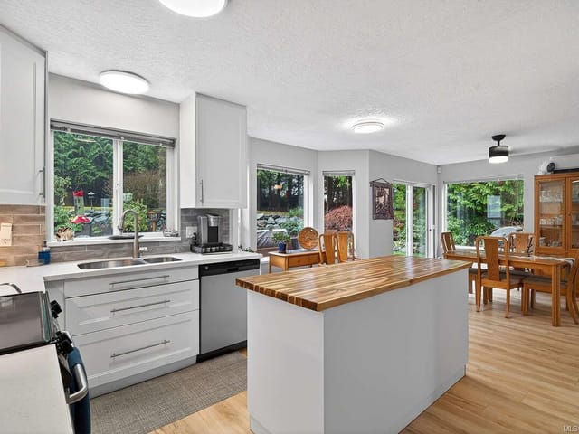 House for sale in Qualicum Beach, 1136 Corcan Rd, 1051658 | Realtylink.org