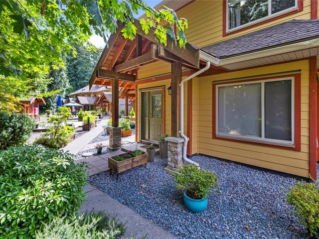 Townhouse for sale in Ladysmith, 302 1244 4th Ave, 1051668 | Realtylink.org