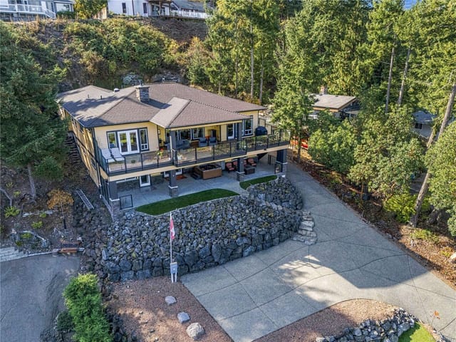 House for sale in Nanoose Bay, 3030 Dolphin Dr, 1051872 | Realtylink.org