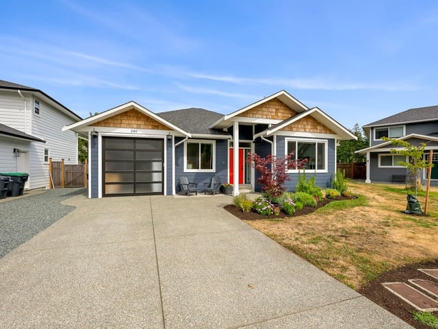 House for sale in Comox, 280 Weaver Pl, 1051989 | Realtylink.org