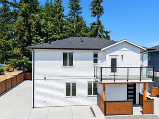 Duplex for sale in Nanaimo, 2190 Jingle Pot Rd, 1052034 | Realtylink.org
