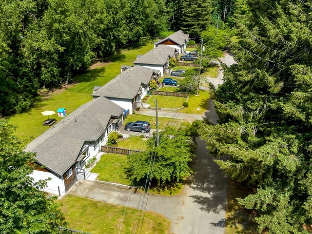 Multi-family for sale in Lake Cowichan, 8033 Greendale Rd, 1052039 | Realtylink.org