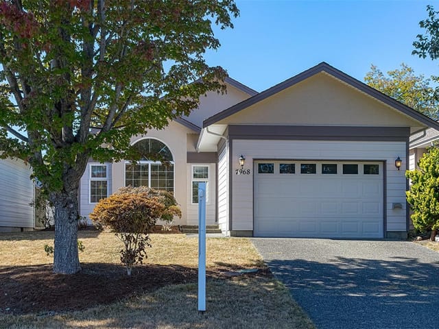 House for sale in Central Saanich, 7968 Polo Park Cres, 1052144 | Realtylink.org
