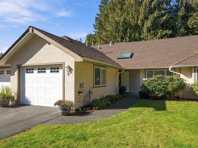 Townhouse for sale in Qualicum Beach, 9 850 Arbutus St, 1052233 | Realtylink.org
