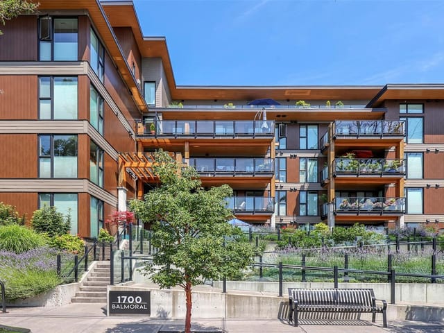 Apartment for sale in Comox, 208 1700 Balmoral Ave, 1052290 | Realtylink.org