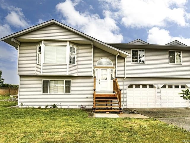 House for sale in Nanaimo, 100 Chantrells Pl, 1052479 | Realtylink.org