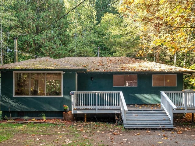 House for sale in Gabriola Island, 705 Carr Blvd, 1052567 | Realtylink.org
