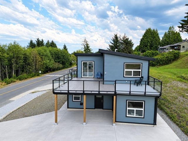 House for sale in Port McNeill, 2071 Pioneer Hill Dr, 1052768 | Realtylink.org