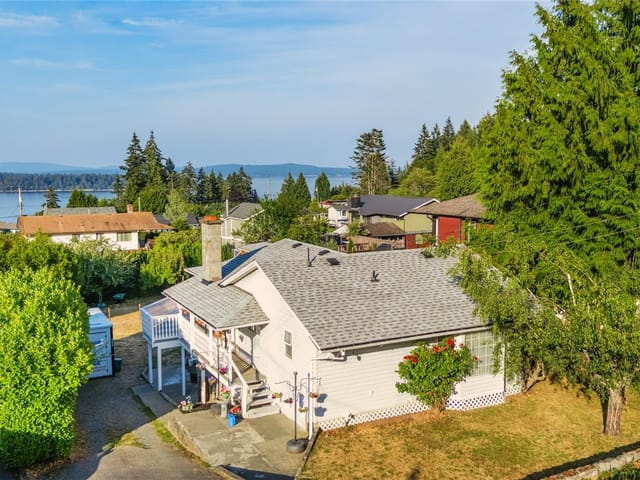 House for sale in Ladysmith, 429 Davis Rd, 1052773 | Realtylink.org