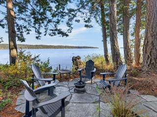 House for sale in Fanny Bay, 7844 Ships Point Rd, 1052846 | Realtylink.org