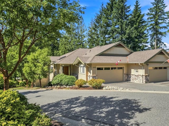 Townhouse for sale in Nanaimo, 5790 Garnet Pl, 1053056 | Realtylink.org
