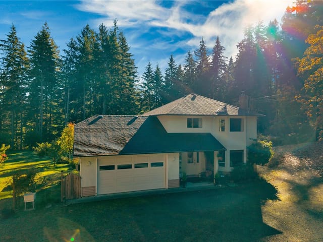 House for sale in Quadra Island, 1492 Hyacinthe Bay Rd, 1053123 | Realtylink.org
