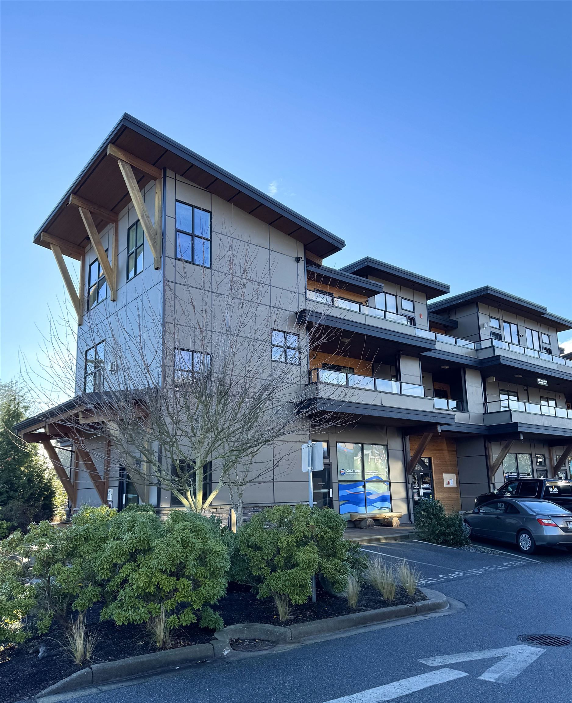 Office for lease in Gibsons, Sunshine Coast, 105 641 Mahan Road, 224969982 | Realtylink.org