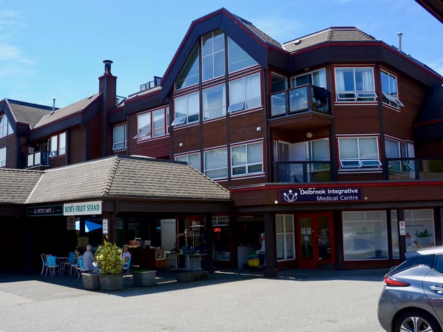 Office for lease in North Vancouver, North Vancouver, 3743 Delbrook Avenue, 224971910 | Realtylink.org