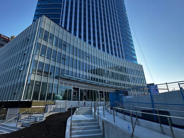 Office for sale in Surrey, North Surrey, 808 9686 137 Street, 224972453 | Realtylink.org