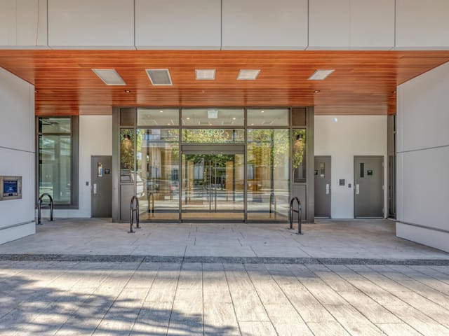 Office for lease in Coquitlam, Coquitlam, 1105 2992 Glen Drive, 224974832 | Realtylink.org