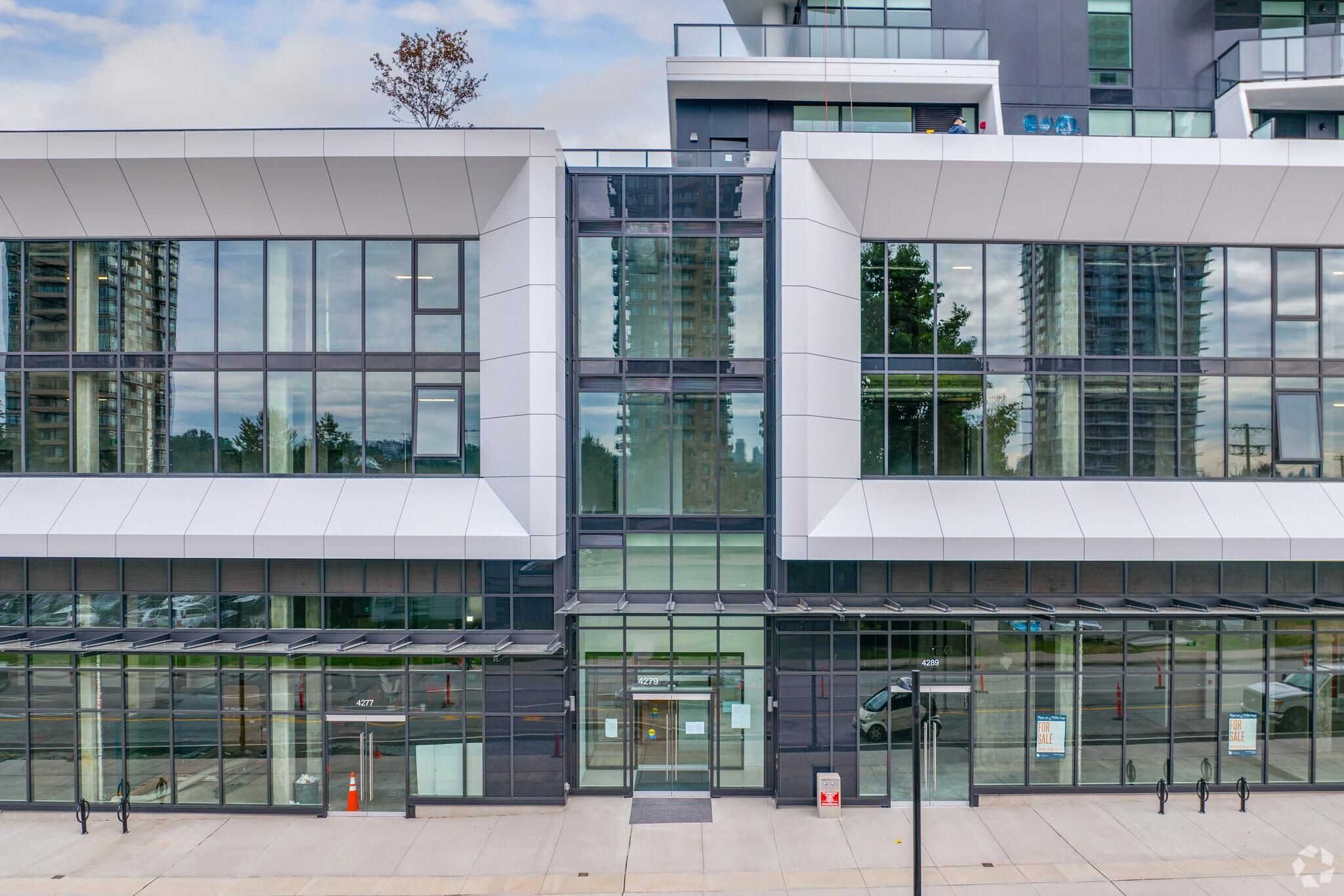 Retail for sale in Burnaby, Burnaby North, 4777 Dawson Street, 224974896 | Realtylink.org