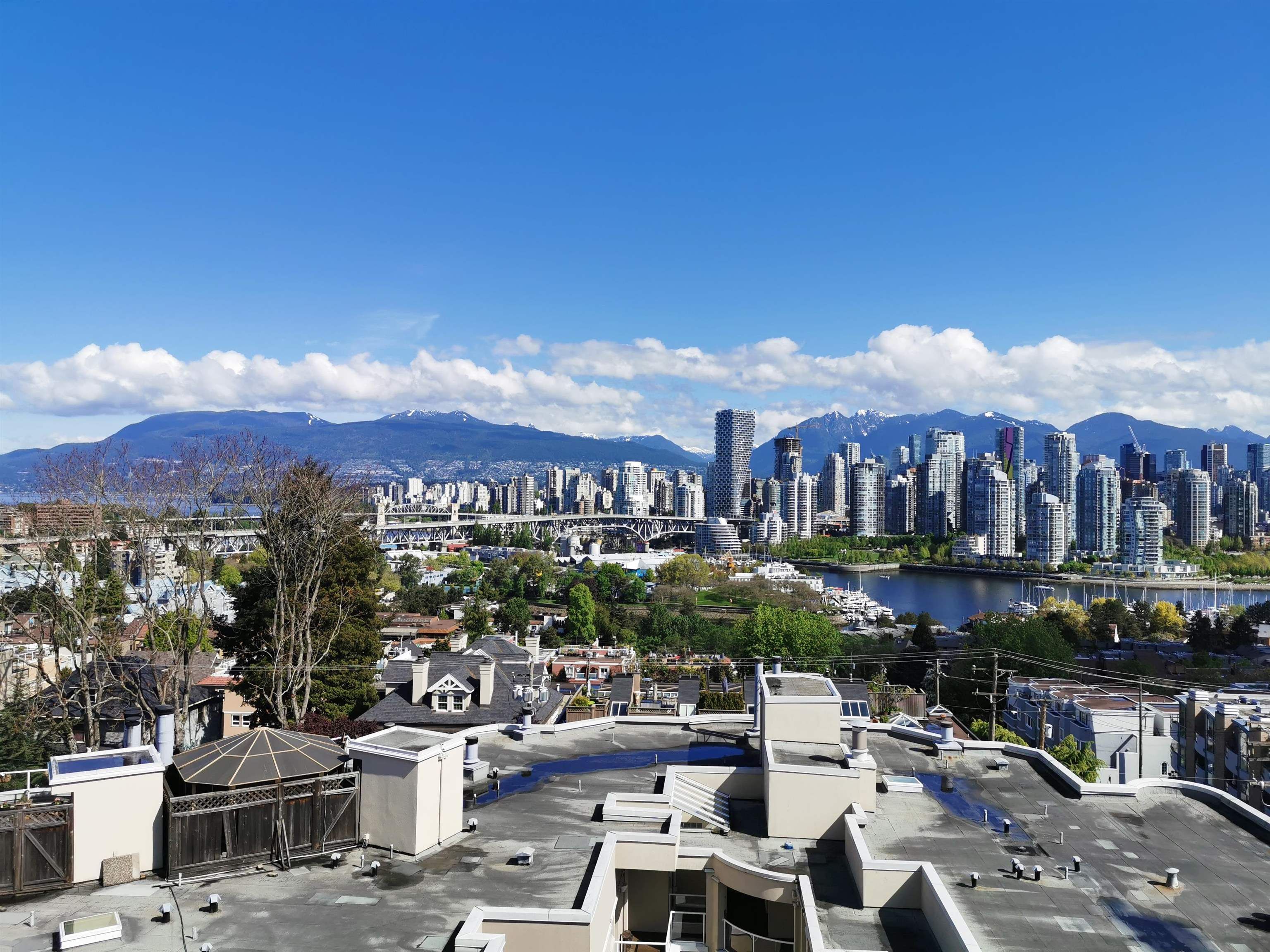 Office for lease in Vancouver, Vancouver West, 300 1215 W Broadway, 224974929 | Realtylink.org