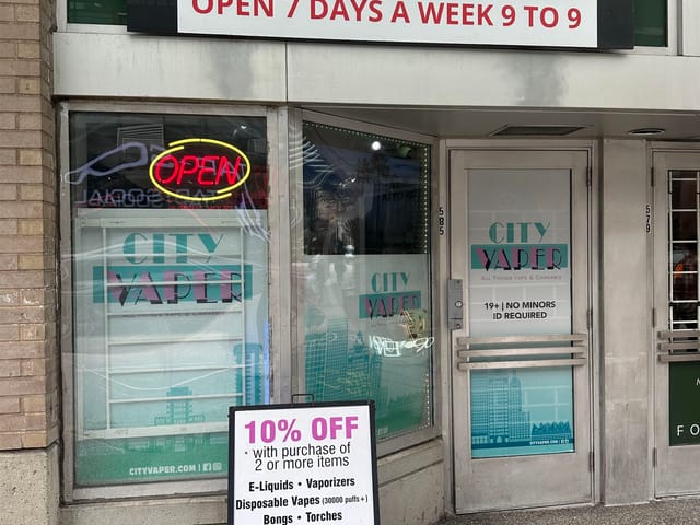 Retail for sale in Vancouver, Vancouver West, 585 W Pender Street, 224975588 | Realtylink.org