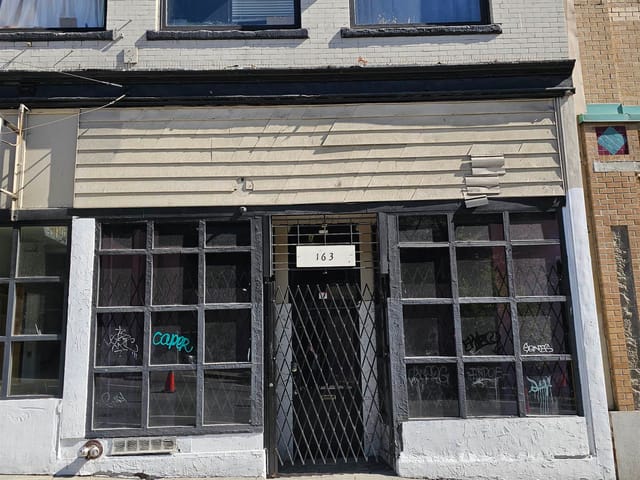 Retail for lease in Vancouver, Vancouver West, 163 W Pender Street, 224975594 | Realtylink.org