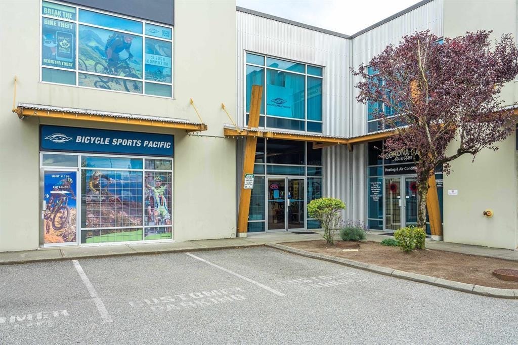 Industrial for sale in Surrey, Cloverdale, 108-109 19289 Langley Bypass, 224975976 | Realtylink.org