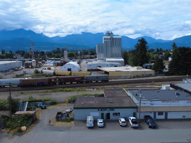 Industrial for sale in Chilliwack, Chilliwack, 46202 Fifth Avenue, 224976633 | Realtylink.org