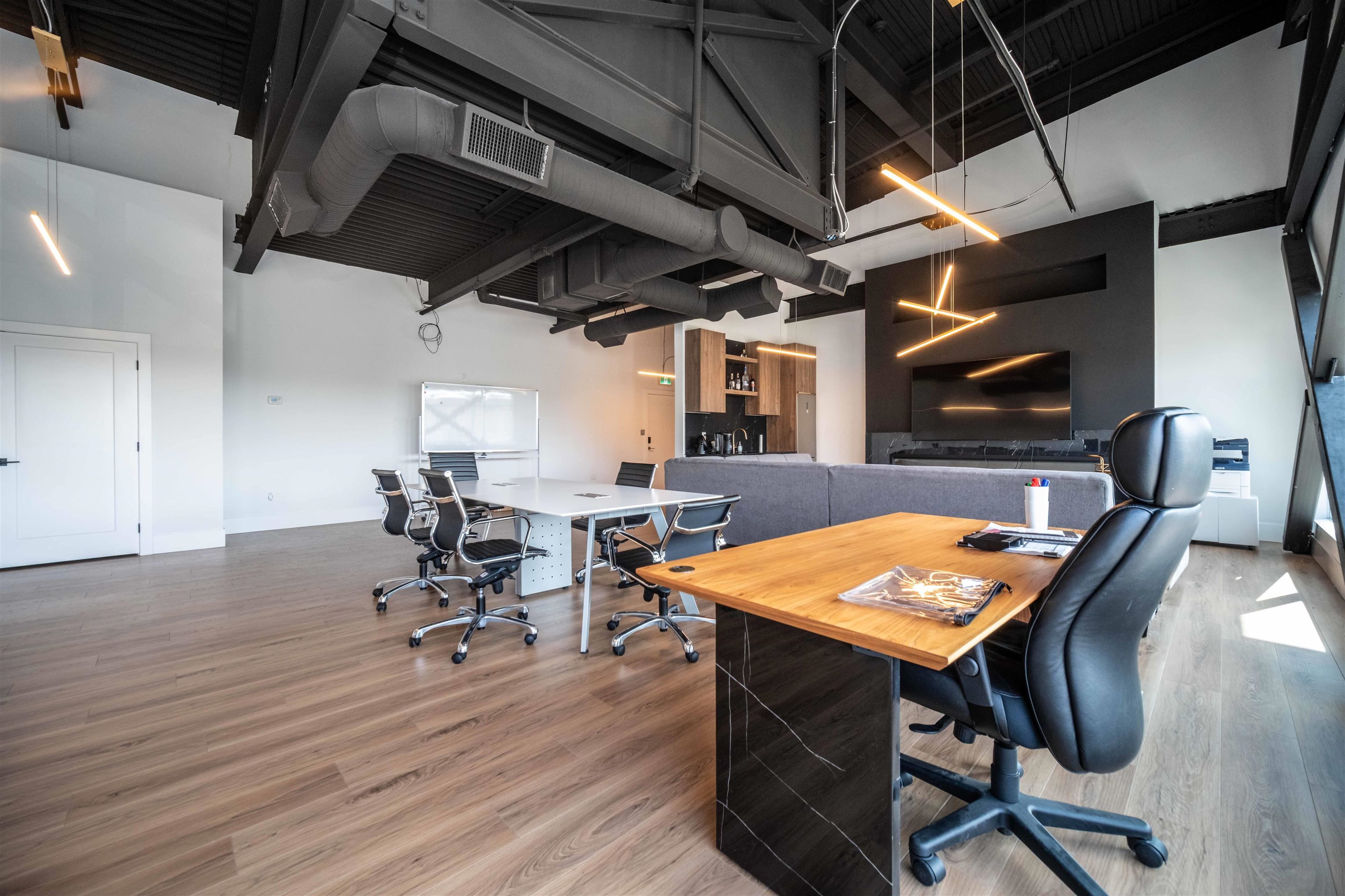 Office for lease in Surrey, South Surrey White Rock, 207 358 175a Street, 224977169 | Realtylink.org