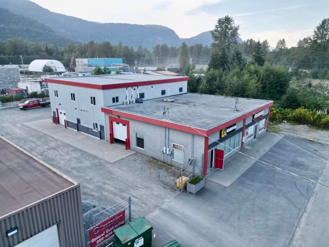 Industrial for sale in Kitimat, Kitimat, A&B 724 Commercial Avenue, 224977381 | Realtylink.org