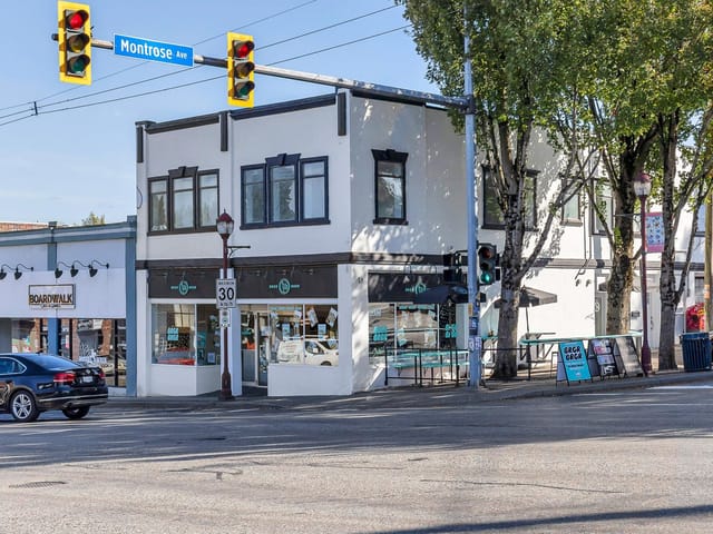Office for lease in Abbotsford, Abbotsford, 200 2568 Montrose Avenue, 224977705 | Realtylink.org