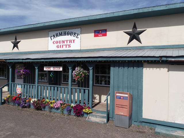 Retail for sale in Topley, Houston, 21576 Topley Post Office Road, 224977786 | Realtylink.org