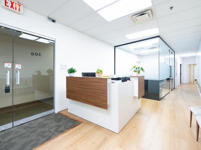 Office for sale in Burnaby, Burnaby South, 306-310 4538 Kingsway, 224977976 | Realtylink.org