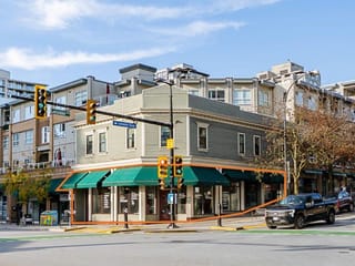 Retail for lease in North Vancouver, North Vancouver, 51 Lonsdale Avenue, 224978026 | Realtylink.org