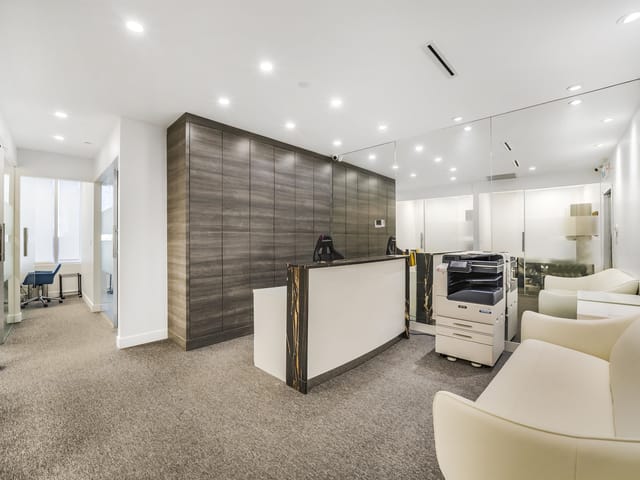 Office for sale in Burnaby, Burnaby South, 606 4538 Kingsway, 224978157 | Realtylink.org