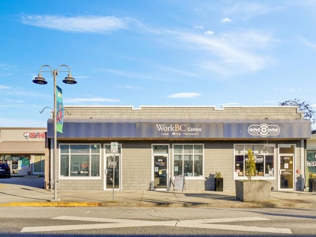 Retail for sale in Sechelt, Sunshine Coast, 5672 Cowrie Street, 224978290 | Realtylink.org