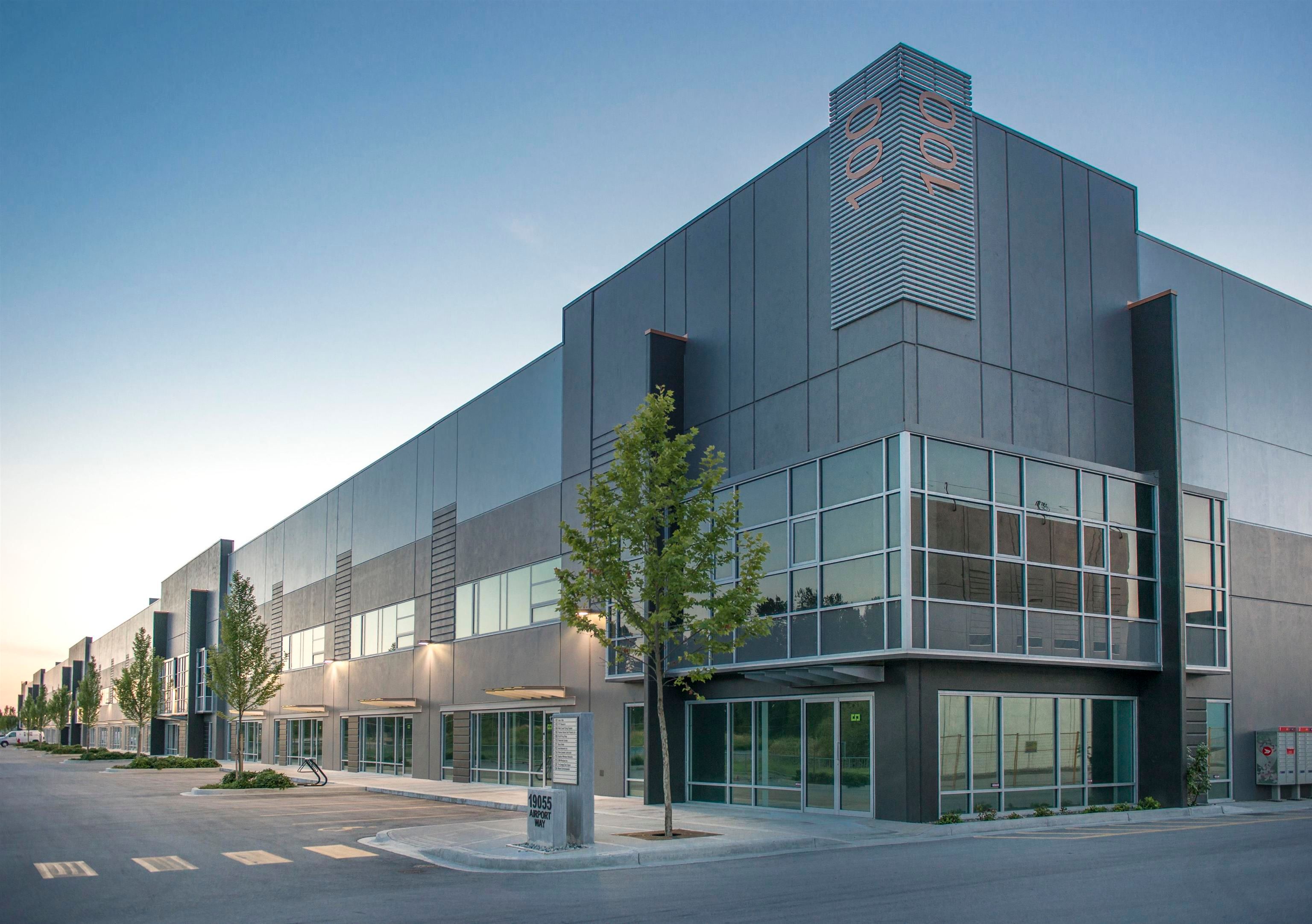 Industrial for lease in Pitt Meadows, Pitt Meadows, 405 19055 Airport Way, 224978308 | Realtylink.org