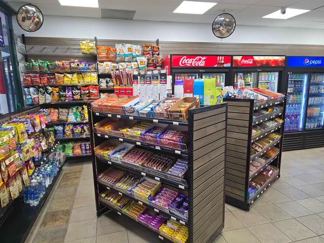 Business for sale in North Vancouver, North Vancouver, 149 Chadwick Court, 224978532 | Realtylink.org