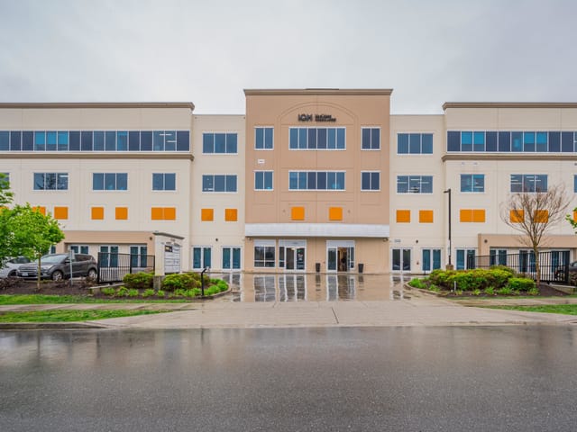 Office for sale in Surrey, South Surrey White Rock, 411 15336 31 Avenue, 224978806 | Realtylink.org