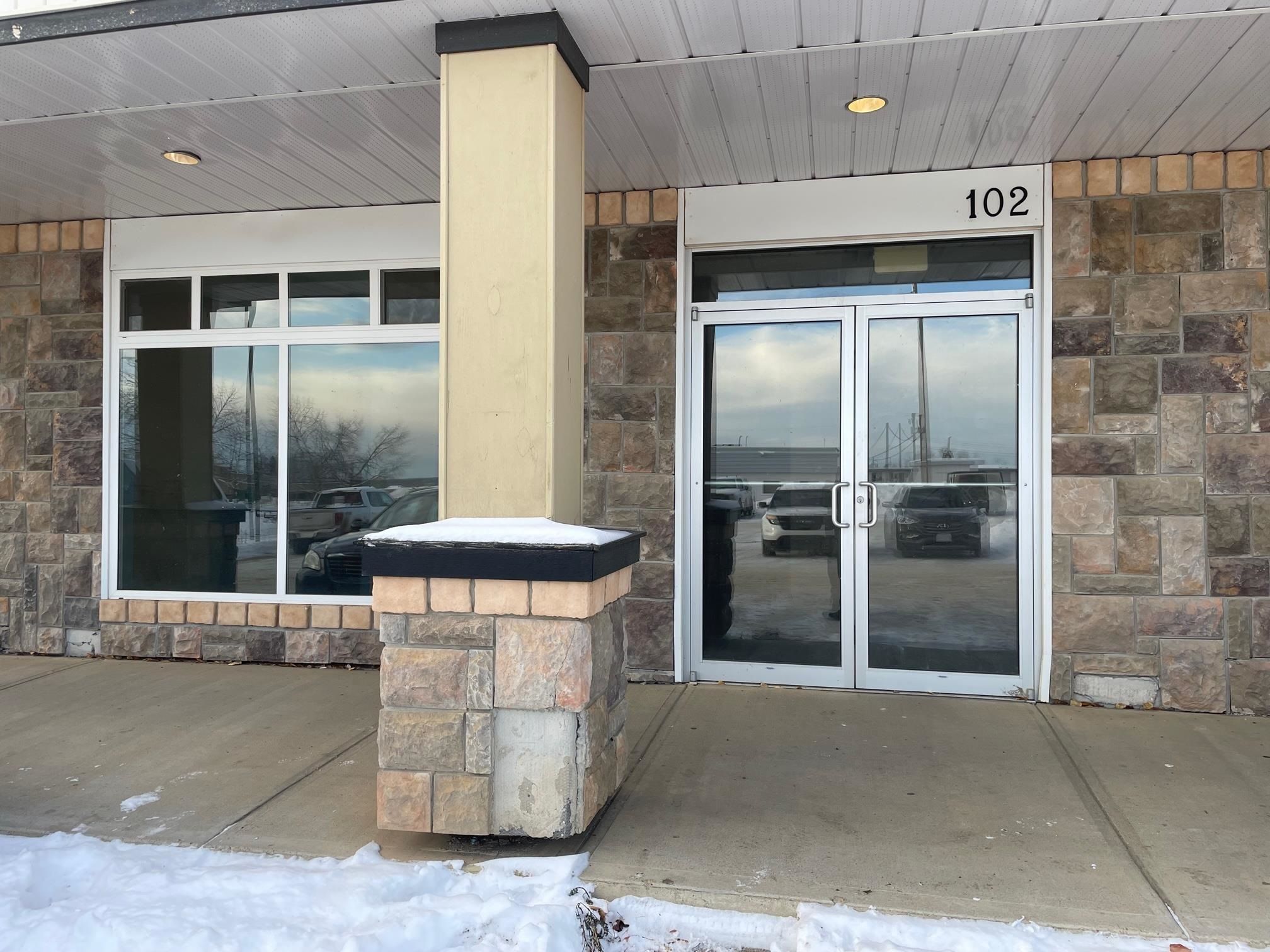 Office for sale in Fort Nelson, Fort Nelson, 2 5420 N 50 Avenue, 224978929 | Realtylink.org