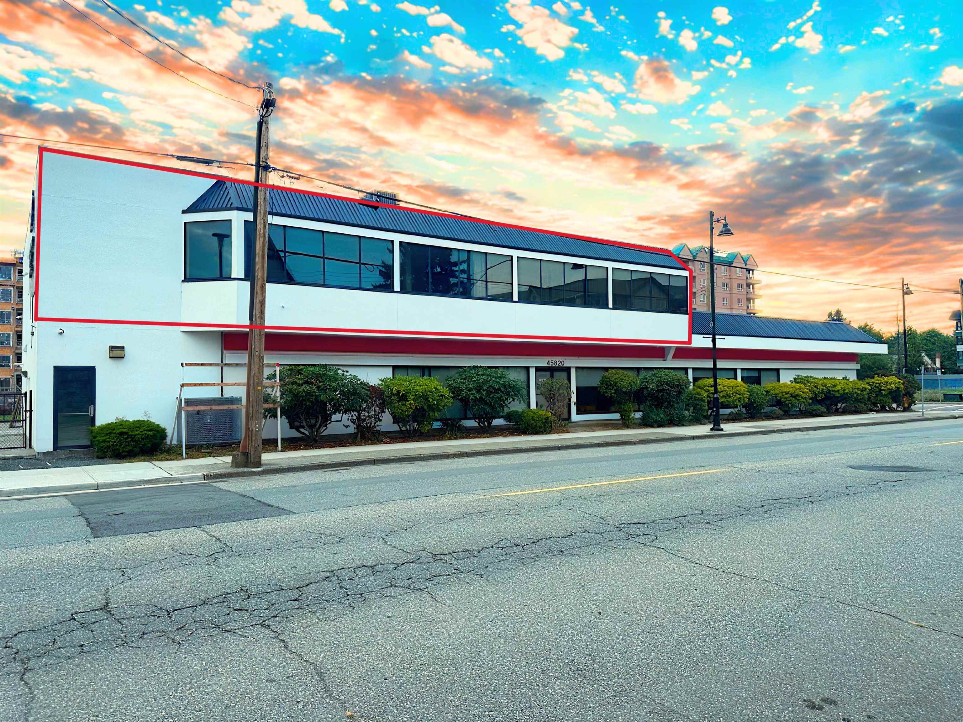 Office for lease in Chilliwack, Chilliwack, 201 45820 Wellington Avenue, 224978983 | Realtylink.org