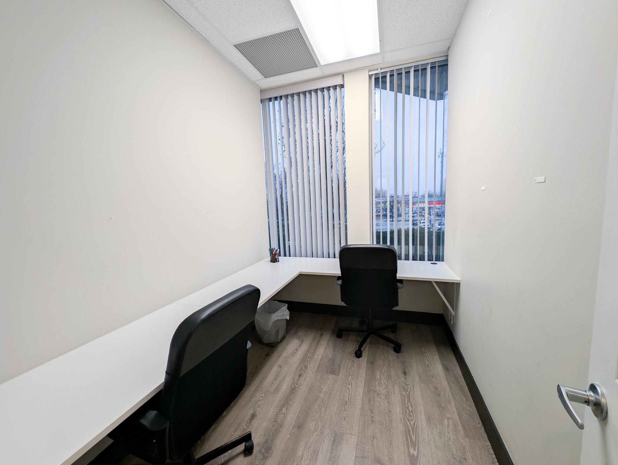 Office for lease in Port Coquitlam, Port Coquitlam, O1-B214 2099 Lougheed Highway, 224979165 | Realtylink.org