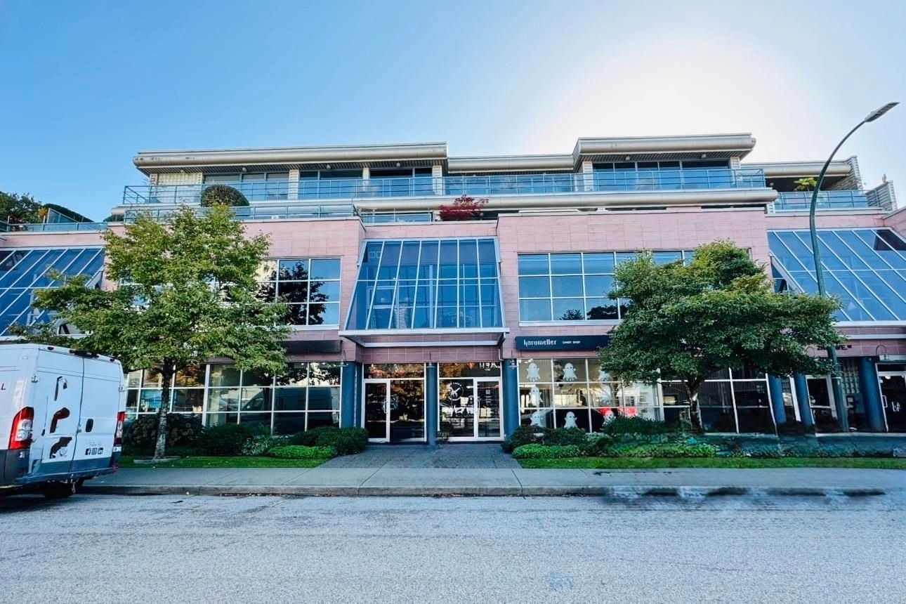 Retail for sale in Vancouver, Vancouver West, 1738 W 2nd Avenue, 224979355 | Realtylink.org